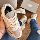 Tênis New Balance 1000 Feminino - Estilo Autêntico com Conforto Premium