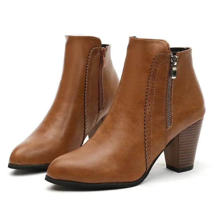 Bota Cano Curto Com Zíper