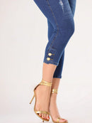 BAZZUT MODA Calça jeans capri feminina com elastano de detalhe de botões na boca da perna