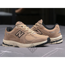 PROMOÇÃO Tênis New Balance 2002 + 01 Brinde Kit de 06 Pares de Meias LUPO