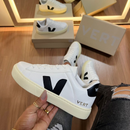 Tênis Feminino Vert Cadarço – Branco/Preto