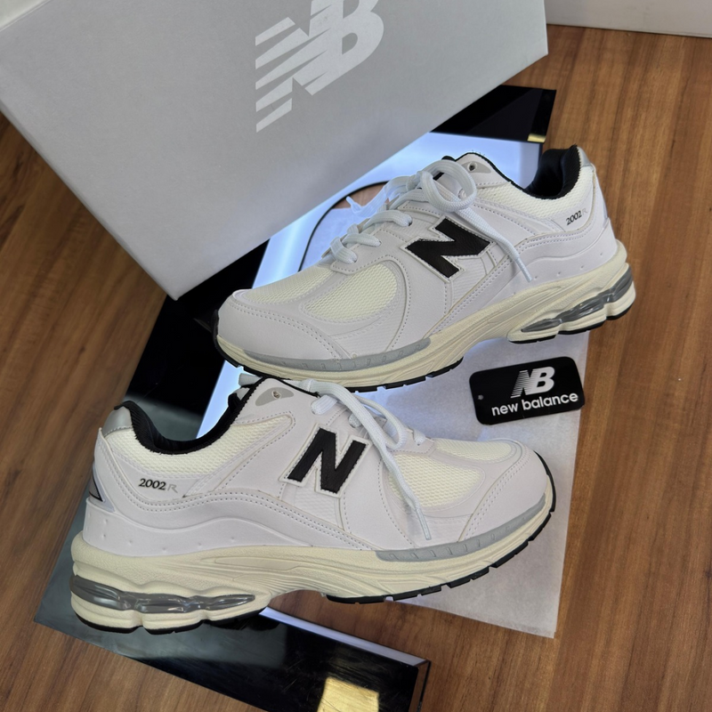 Tênis New Balance 2002R – Linha Premium Branco