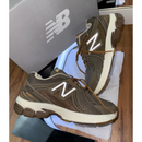 Tênis New Balance 860v2 - Caramelo (Novidade)