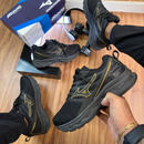 Tênis Mizuno Space 3 – Unissex Preto-Dourado