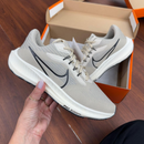 Tênis Unissex Nike Zoom Bege