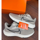 Tênis Unissex Nike Zoom Bege