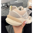 Tênis New Balance 990 – Primeira Linha Bege