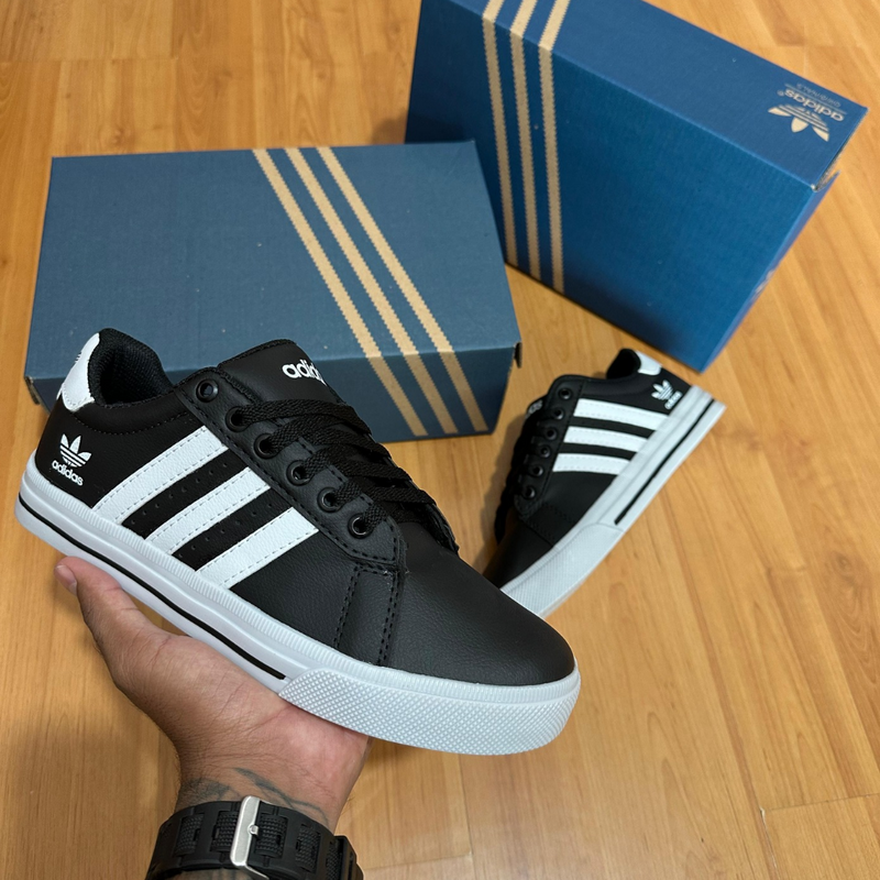 Tênis Adidas Neo – Primeira Linha – Preto/Branco