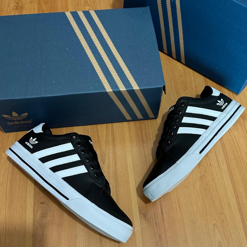 Tênis Adidas Neo – Primeira Linha – Preto/Branco
