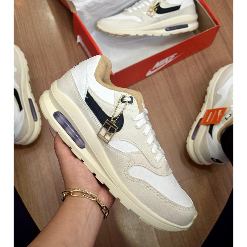 Tênis Nike Air Max – Bege com Preto