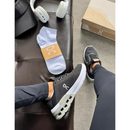 Lançamento - Tênis On Cloud Swiss Engineering Preto Branco