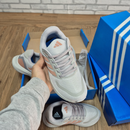 Tênis Adidas Run Falcon 5 –  Bege Orange