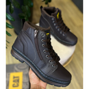 Bota Caterpillar – Força, Durabilidade e Estilo