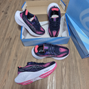 Tênis Feminino ASICS GEL-Cumulus 25 – Amortecimento e Estilo Azul Marinho Rosa