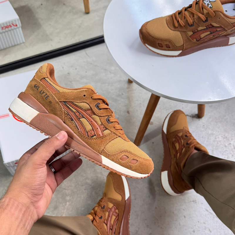 Cheap men's gym and walking sneakers gel lyte launch