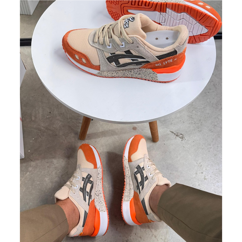 Cheap men's gym and walking sneakers gel lyte launch