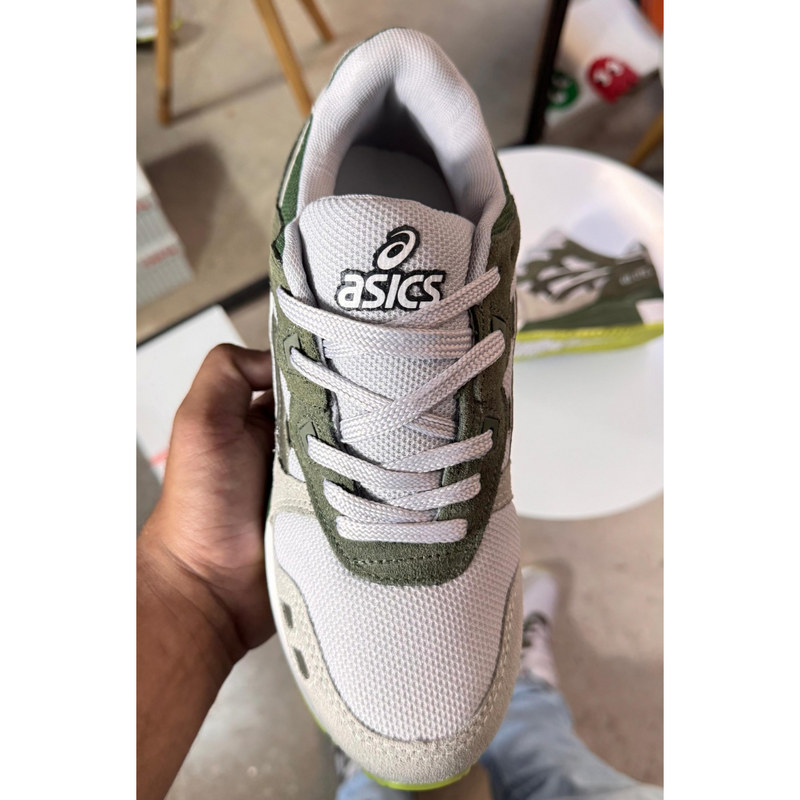 Cheap men's gym and walking sneakers gel lyte launch