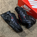 Tênis Nike Air Max TN Plus – Linha Premium Preto/Vermelho)