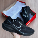 Tênis Unissex Nike Vomero 17