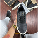 Tênis Preto Reserva Casual – Sofisticação e Conforto para o Dia a Dia