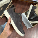 Tênis Reserva Marrom Sintético Casual – Sofisticação e Conforto