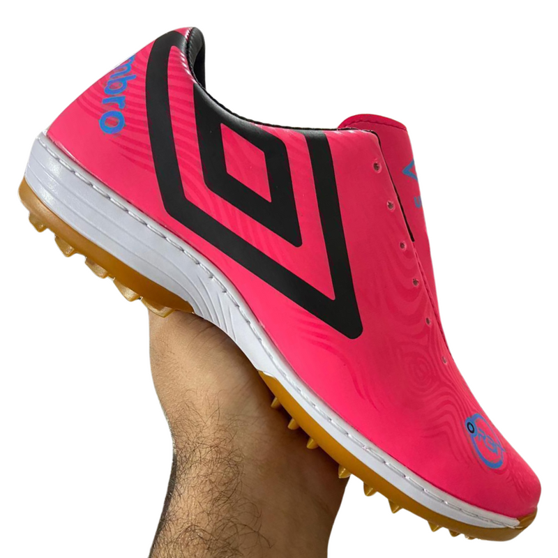 Chuteiras Umbro - Solado Quadra/Campo/Society