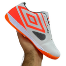 Chuteiras Umbro - Solado Quadra/Campo/Society