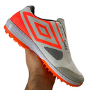Chuteiras Umbro - Solado Quadra/Campo/Society