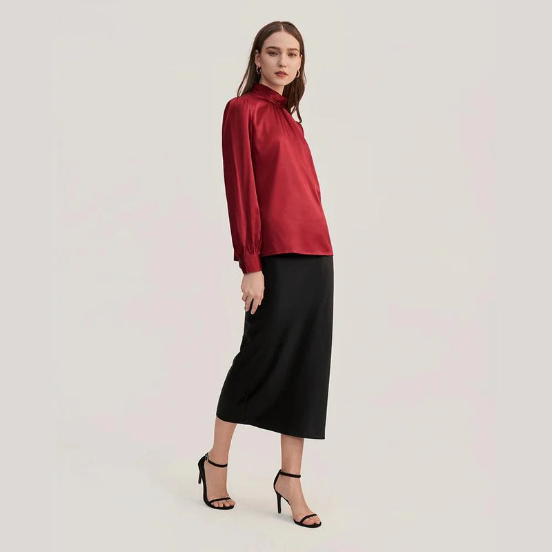 Blusa Seda Retrô Gola Alta