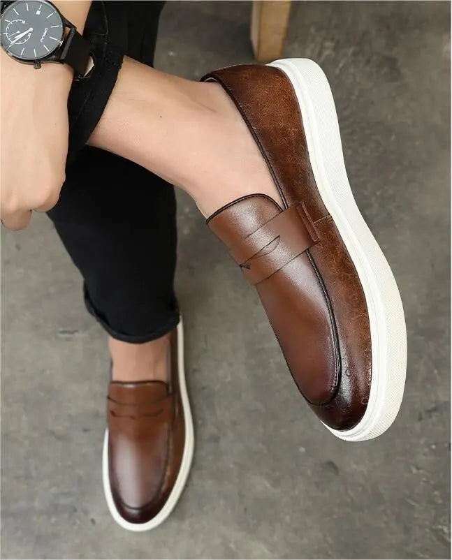 Mocassim de Couro Estilo Britânico