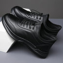 Tênis Casual de Couro UrbanEase