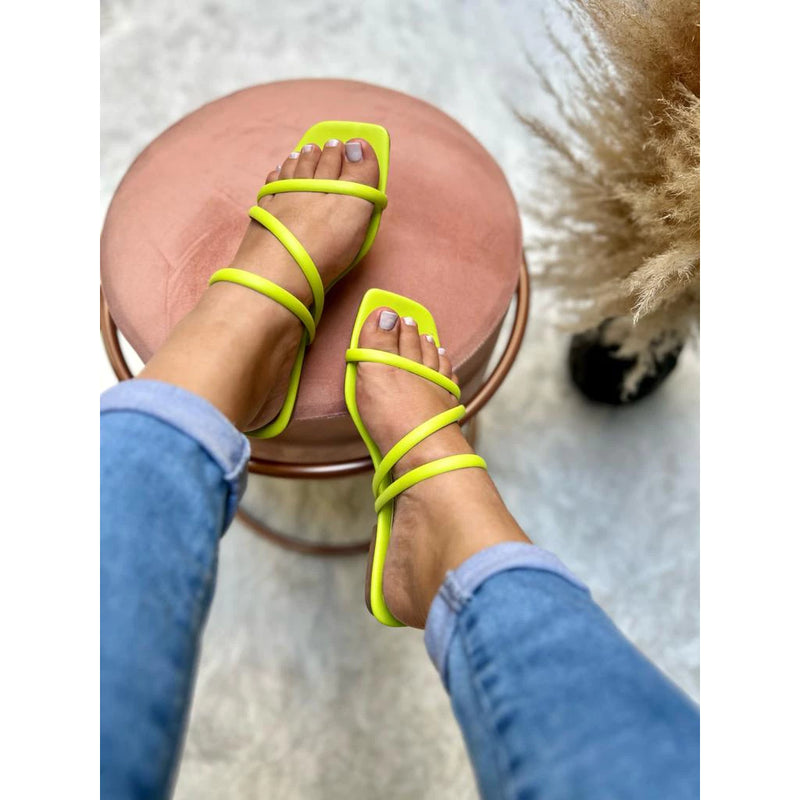 Women's Flat Slipper with Straps Launch (REF 3380)
