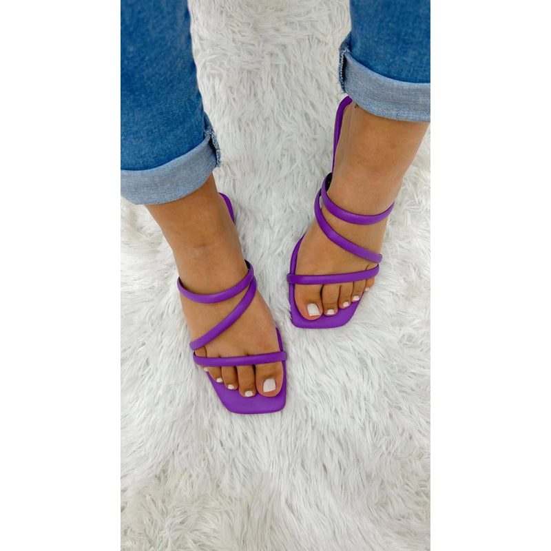 Women's Flat Slipper with Straps Launch (REF 3380)