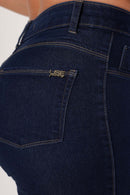 Calça Jeans Skinny modeladora levanta bumbum de cintura alta